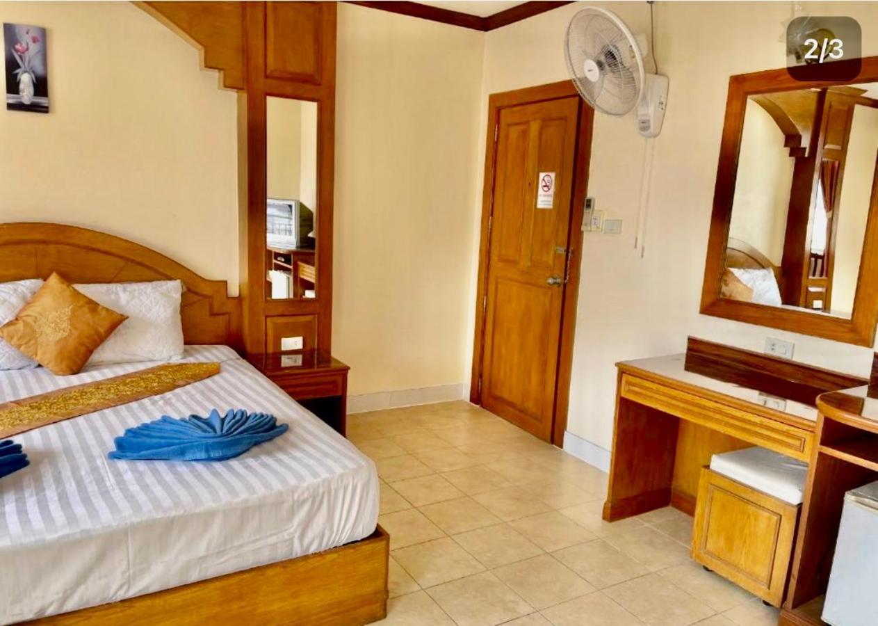 Innarm House Patong Екстер'єр фото