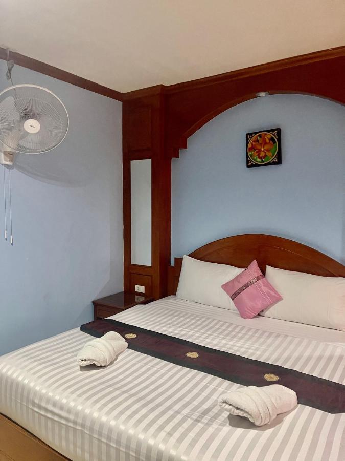 Innarm House Patong Екстер'єр фото