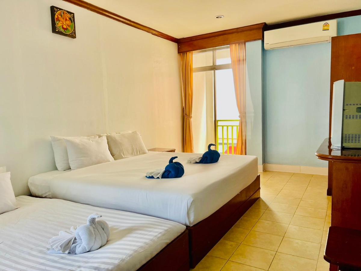 Innarm House Patong Екстер'єр фото