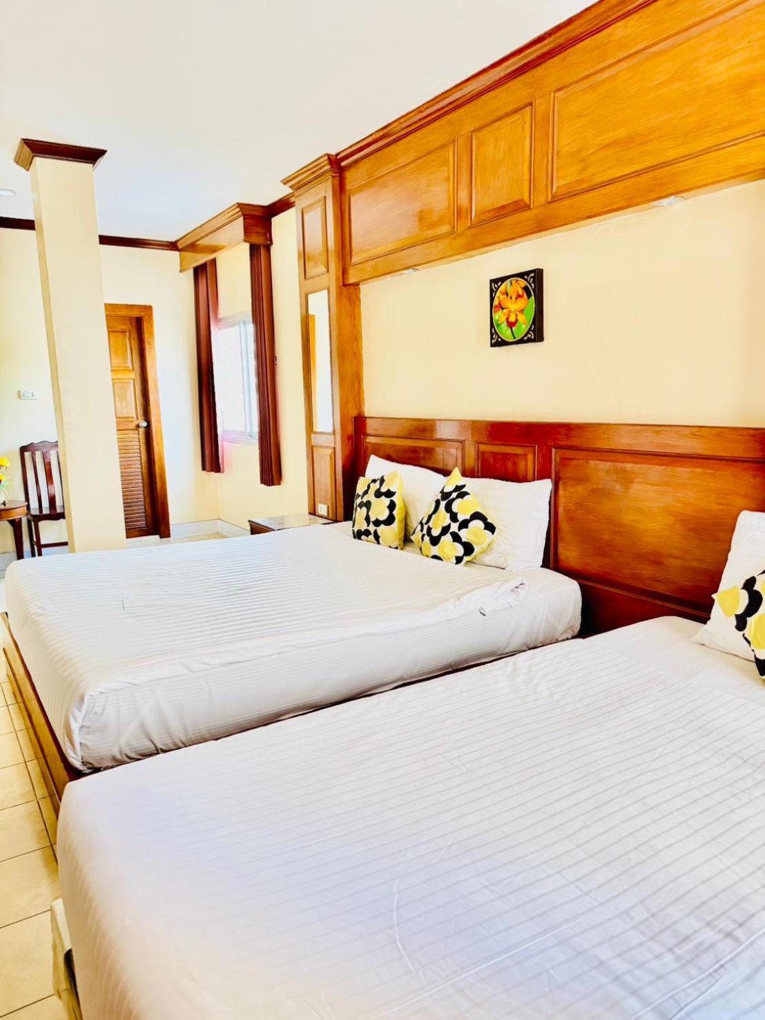 Innarm House Patong Екстер'єр фото