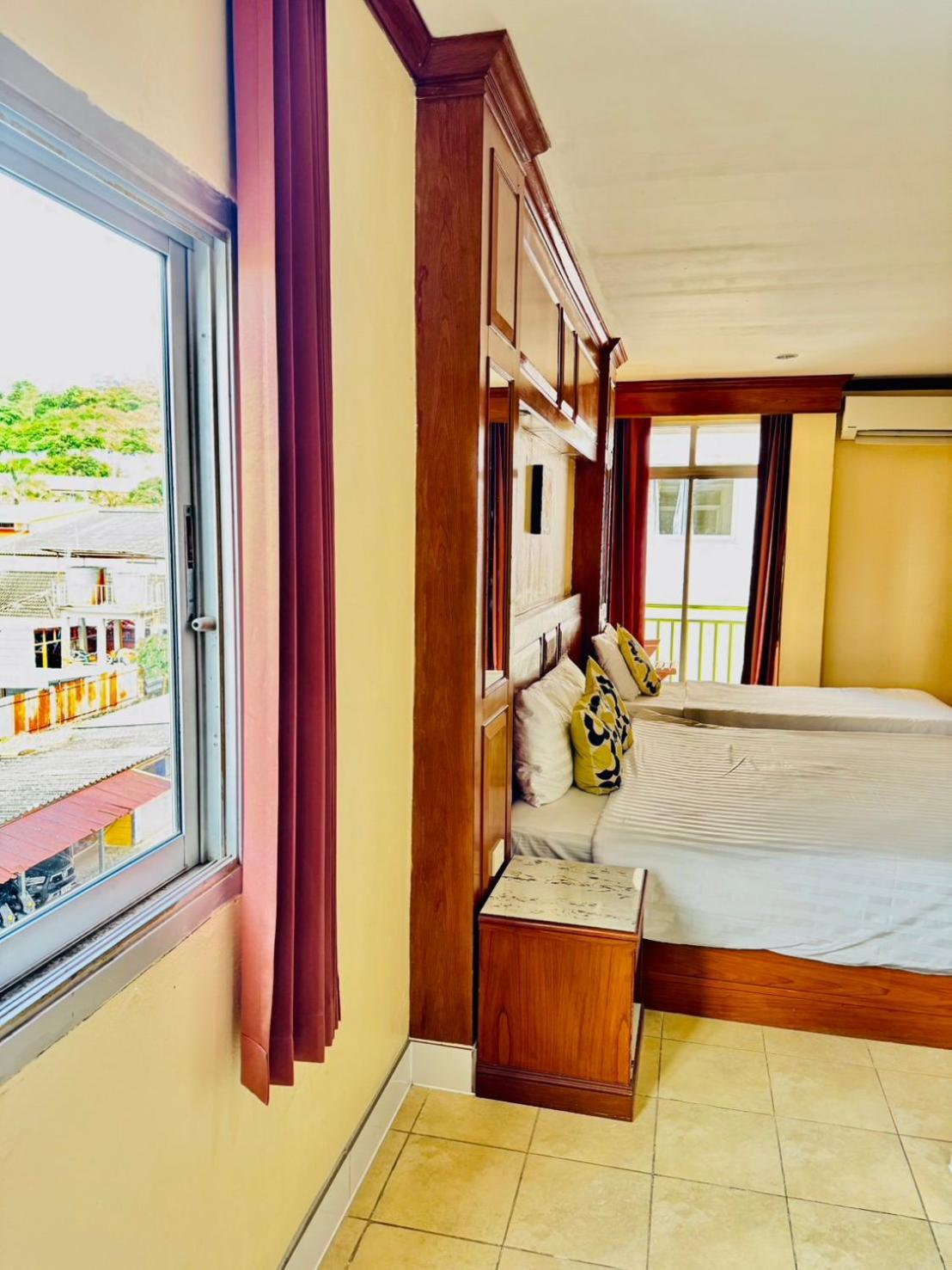Innarm House Patong Екстер'єр фото