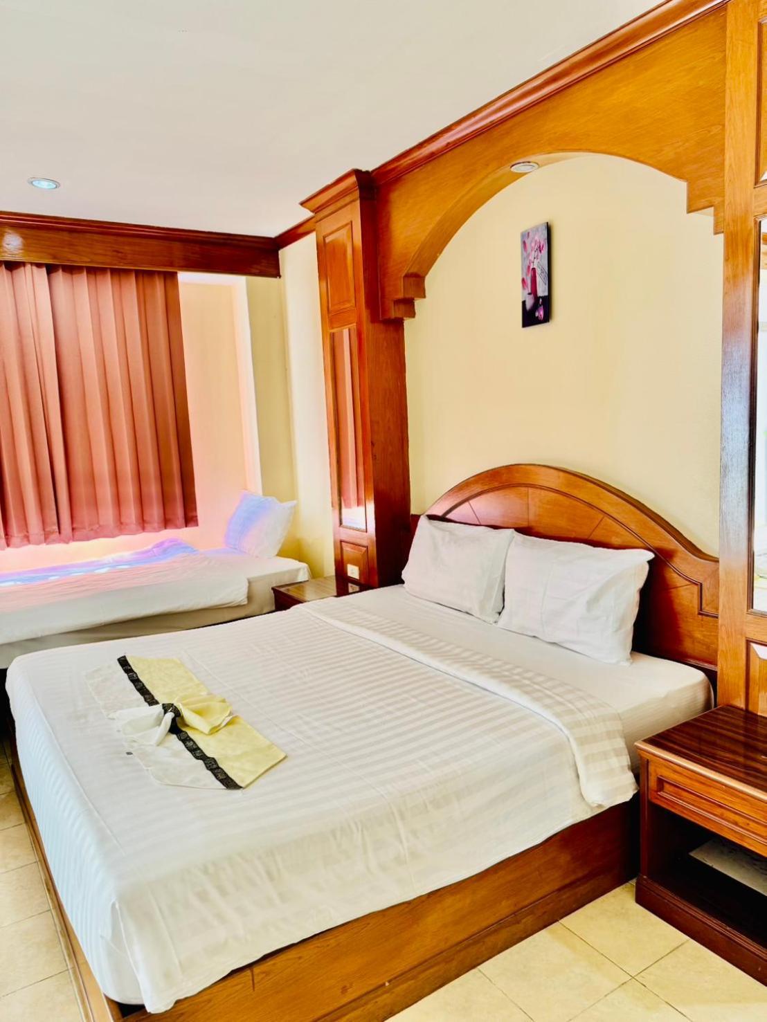 Innarm House Patong Екстер'єр фото